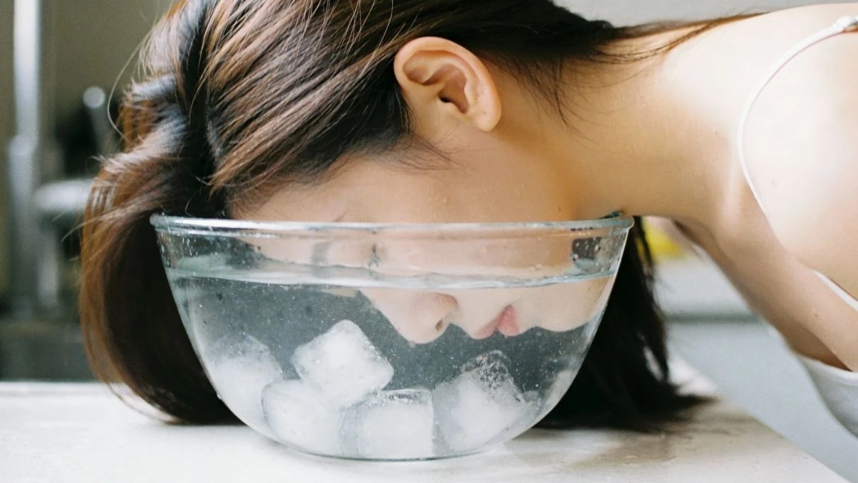 Antik çağlardaki kadınların botoks sırrı! Buz gibi su