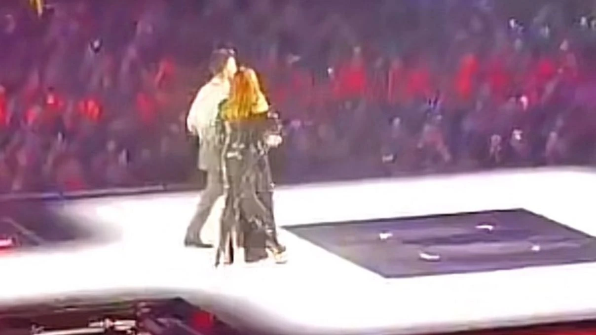 Sibel Can Tarkan ve Ata Demirer aynı sahnede! Sürpriz buluşma geceye damga vurdu 4 Adsiz tasarim 13 12