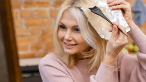 Evde saç boyatanlar aman dikkat!