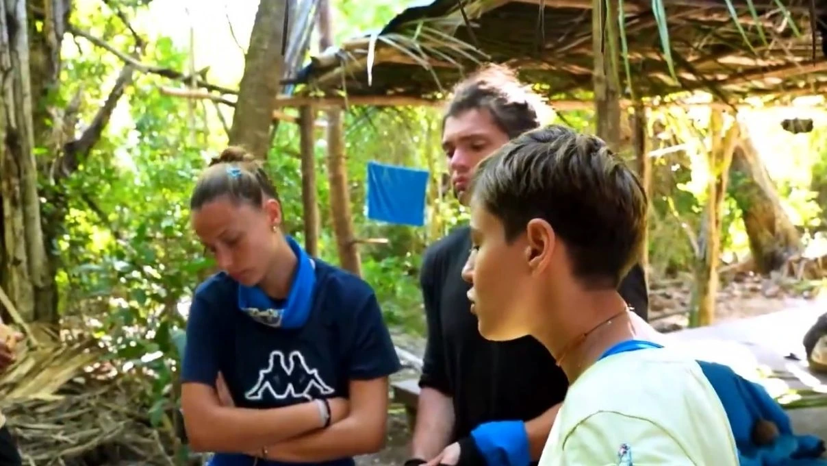 Survivor 2026 Lina ve Gözde arasında sesler yükseldi! Survivor Gönüllüler takımı birbirine girdi! 4 Adsiz tasarim 39