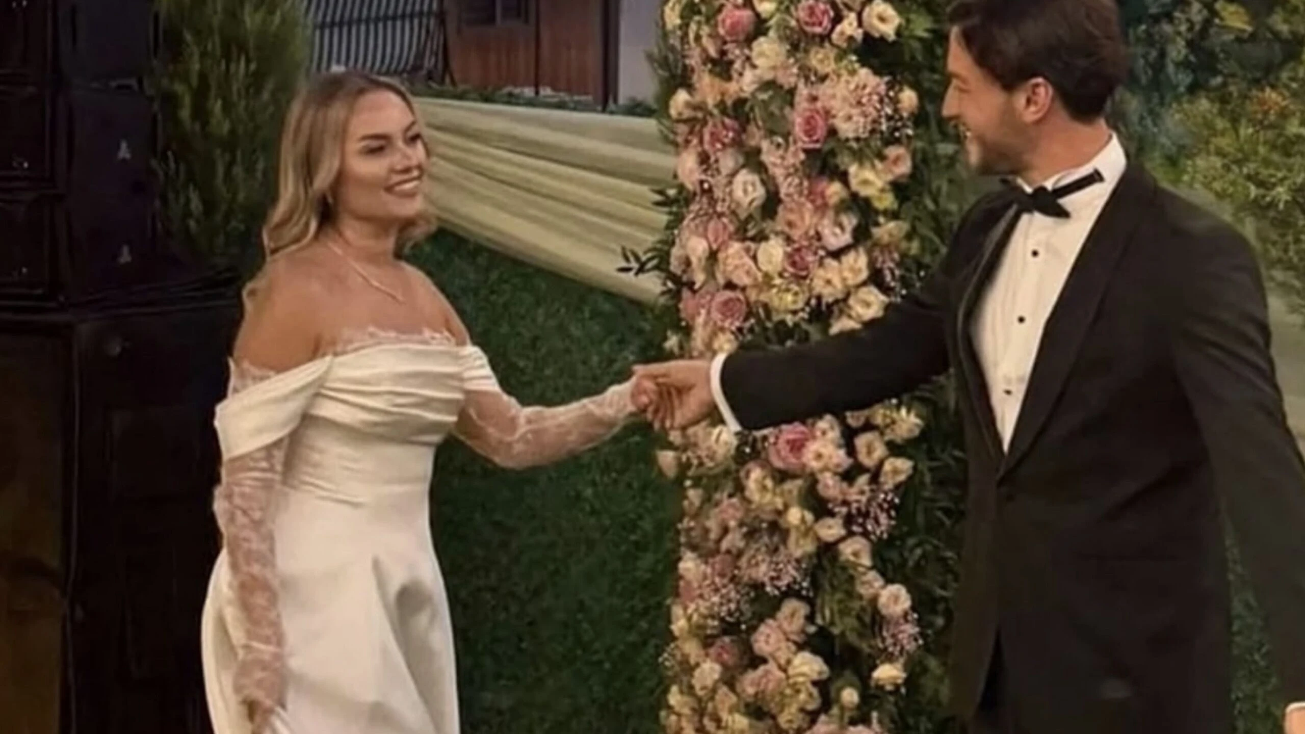 400 YouTube videosunu tek tek geri yükleyen Enes Batur'un son haline sosyal medyada yorum yağdı! 7 Adsiz tasarim 6 scaled