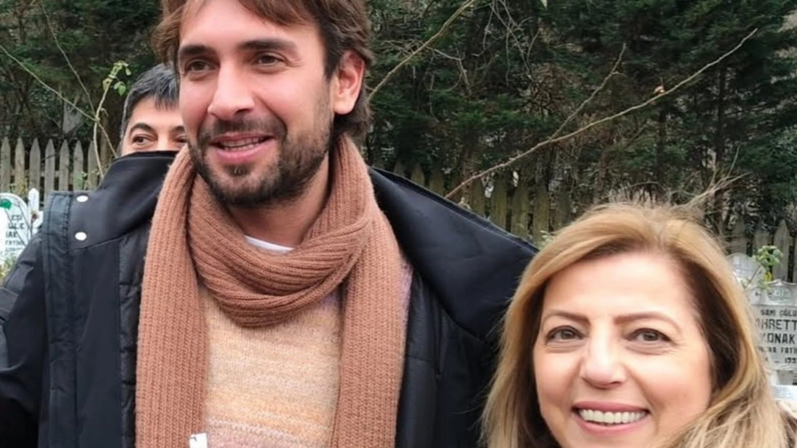 Taşacak Bu Deniz’in Adil’i Ulaş Tuna Astepe’den Volkan Konak’ın kabrinde duygulandıran vefa! Sözleri yürek burktu 9 Adsiz tasarim 68 1 scaled