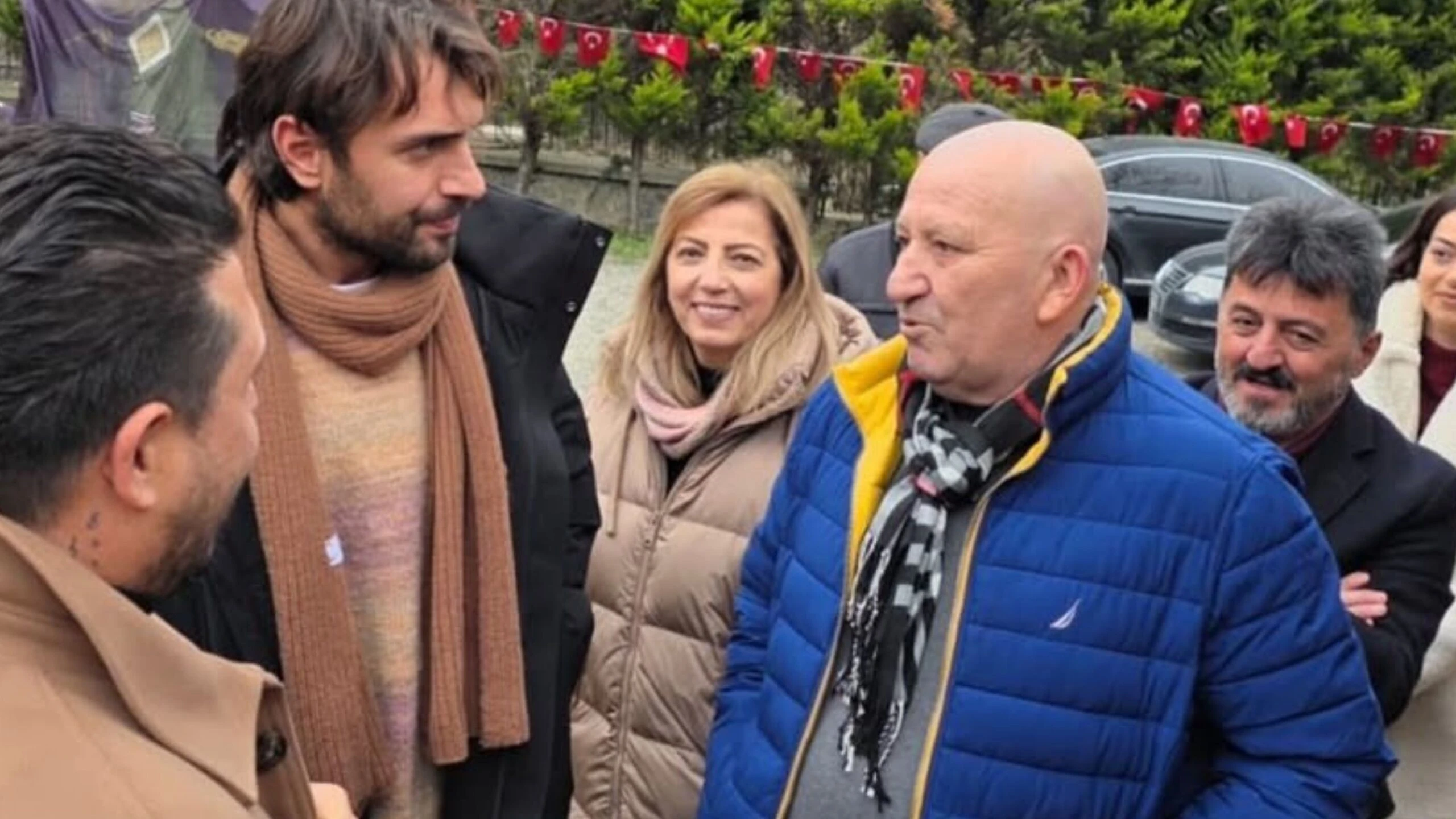 Taşacak Bu Deniz’in Adil’i Ulaş Tuna Astepe’den Volkan Konak’ın kabrinde duygulandıran vefa! Sözleri yürek burktu 8 Adsiz tasarim 69 1 scaled