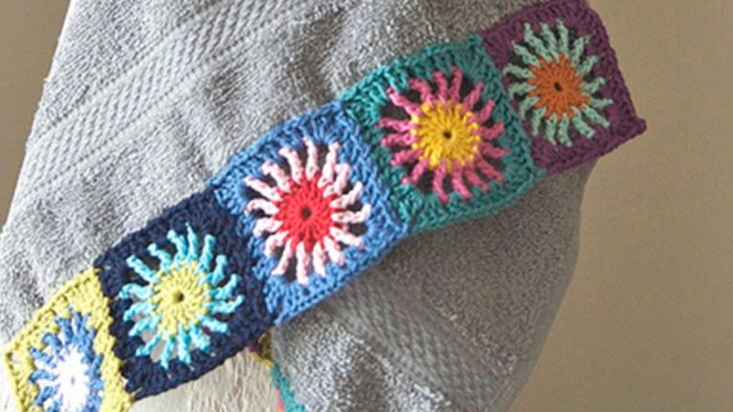 Çeyiz sandıklarının yeni gözdesi! Kalın iple örülen havlu kenarları 10 Adsiz tasarim 78 scaled