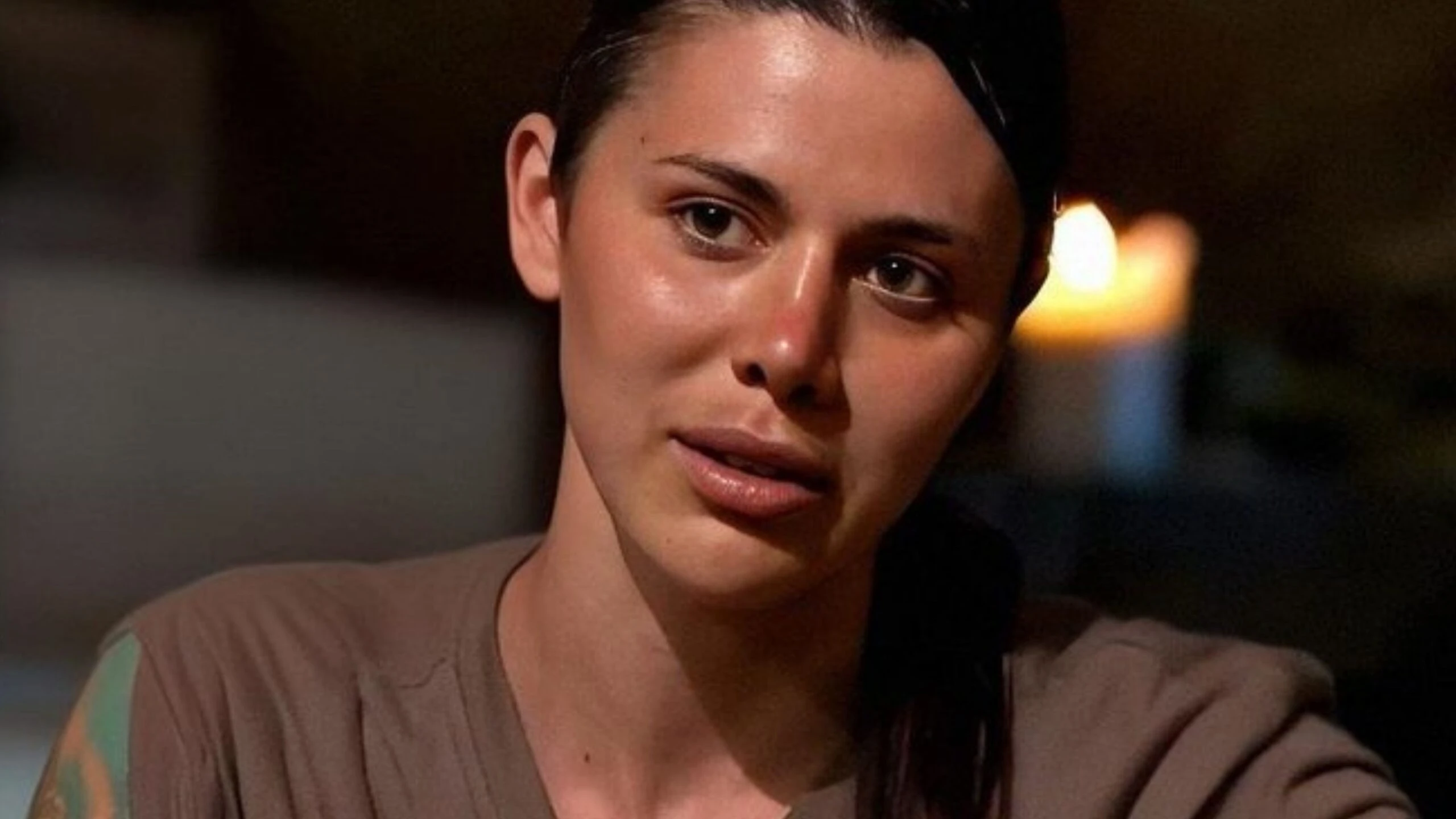 Survivor 2026 Nefise Karatay'dan estetik itirafı! Yüzüm bana ait değil 4 Adsiz tasarim 8 18 scaled