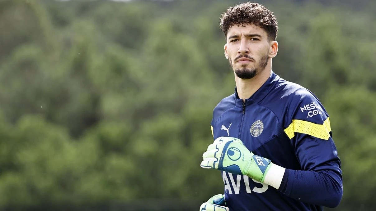 Altay Bayındır kimdir, kaç yaşında? Altay Bayındır kimin damadı, hangi takımda oynuyor?