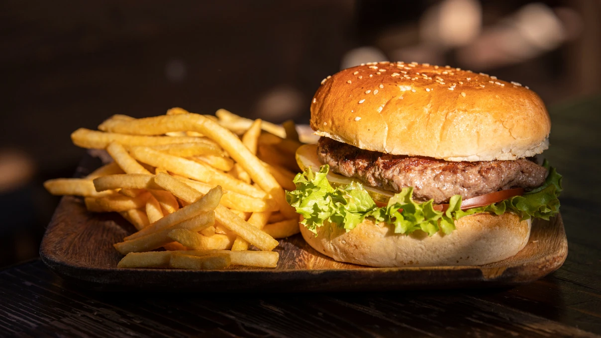 Evde yapacağınız en sağlıklı fast food tarifleri! Abur cubur severler için 5 Asli 2026 01 08T105905.389