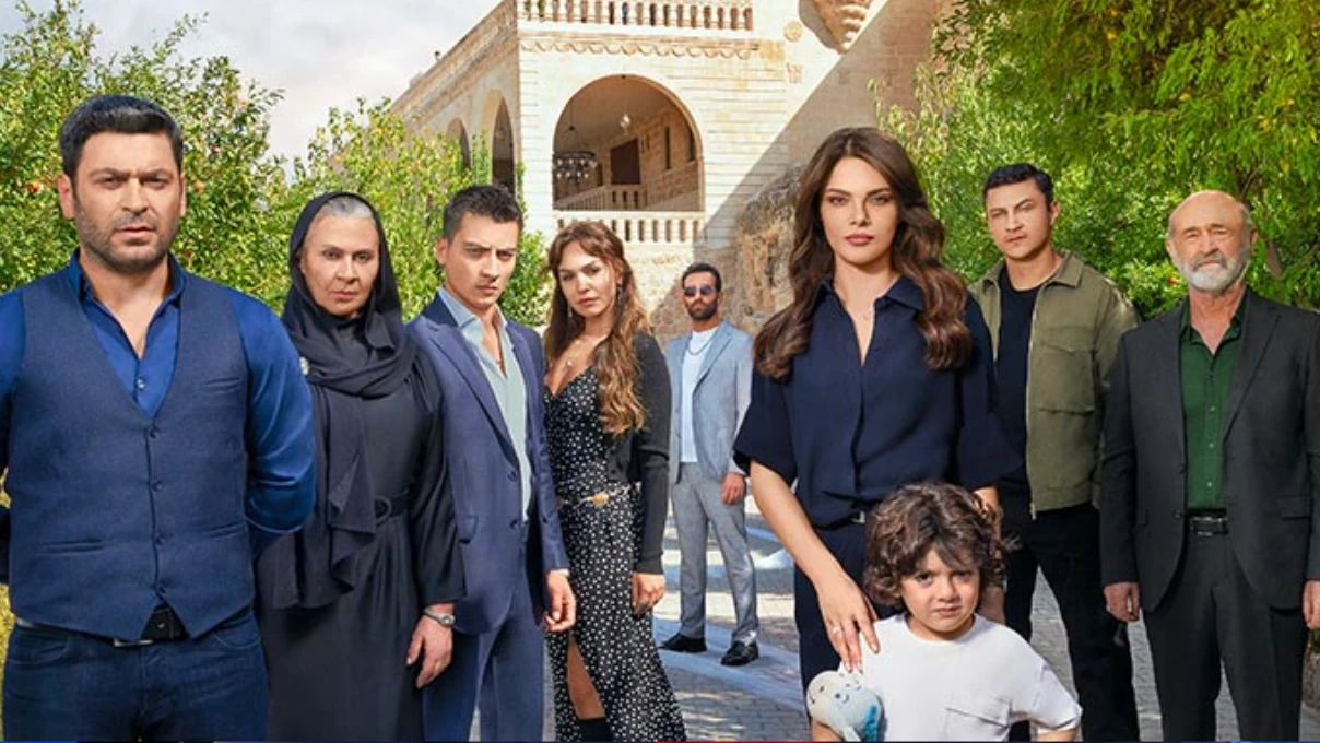 Uzak Şehir fanı Sinan engin sinirlendi! Canlı yayında sitem dolu sözler: "bırakırım" 6 Asli 2026 01 26T154306.075