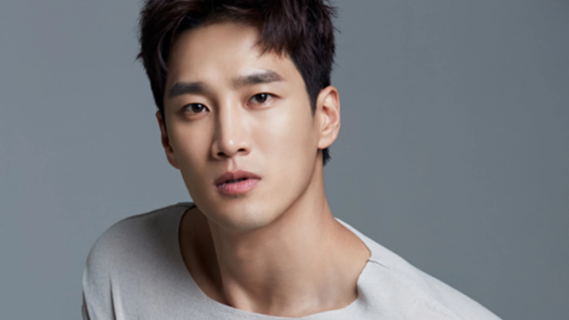 Güney Koreli oyuncu Türk bayrağı ile fotoğraf paylaştı! Kebap ayrana bayılıdı 7 Asli 2026 01 31T171710.764