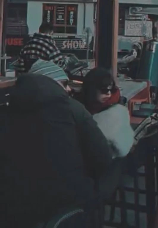 Çağatay Ulusoy sevgilisi Aslıhan Malbora’yla kayak merkezinde! Yeni yıla birlikte girdiler 3 Cagatay Ulusoy 1