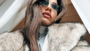 Demet Özdemir şıklığıyla yine konuşturdu