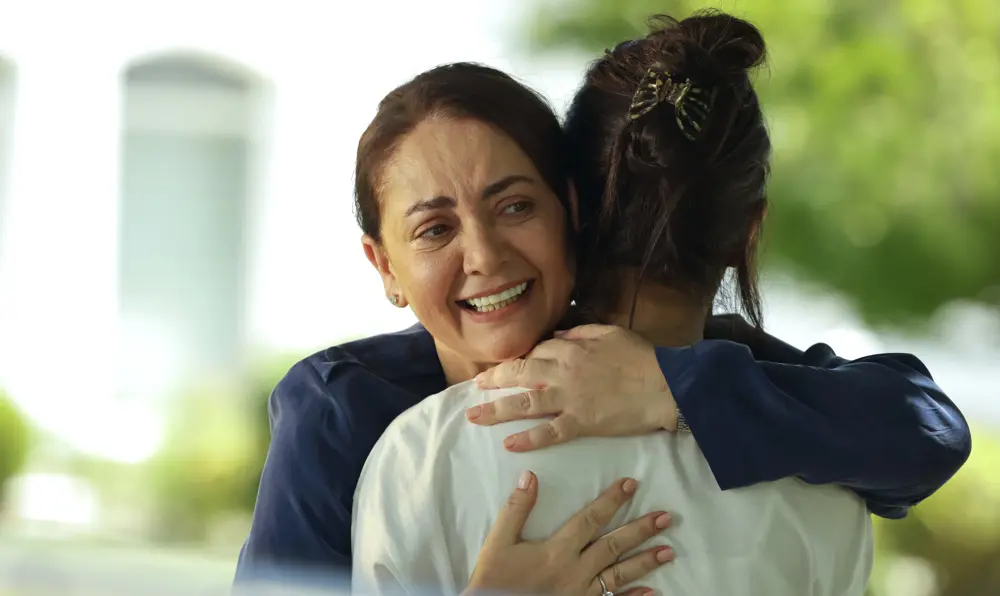 Deniz Çakır’dan Çarpıntı dizisi için ilk açıklama! Düşük reytingler sonu getirdi 4 Deniz Cakir 1