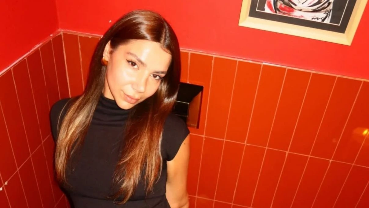 Dilara Ege Çevik kimdir, kaç yaşında? Dilara Ege Çevik mesleği nedir? 4 Dilara Ege Çevik kimdir, kaç yaşında? Dilara Ege Çevik mesleği nedir?