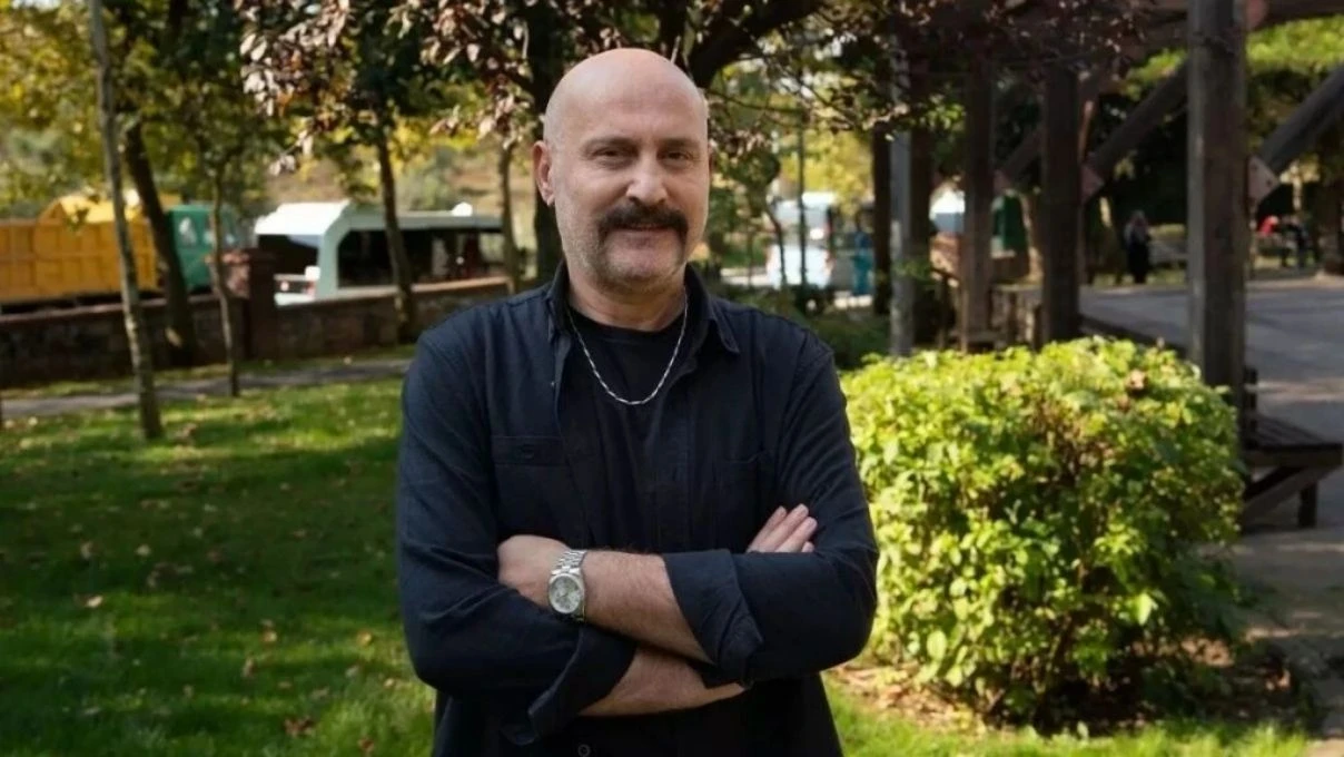 ESREF RUYA 28. BOLUMDE MUTTALIP MUJDECI DIZIDEN AYRILIYOR