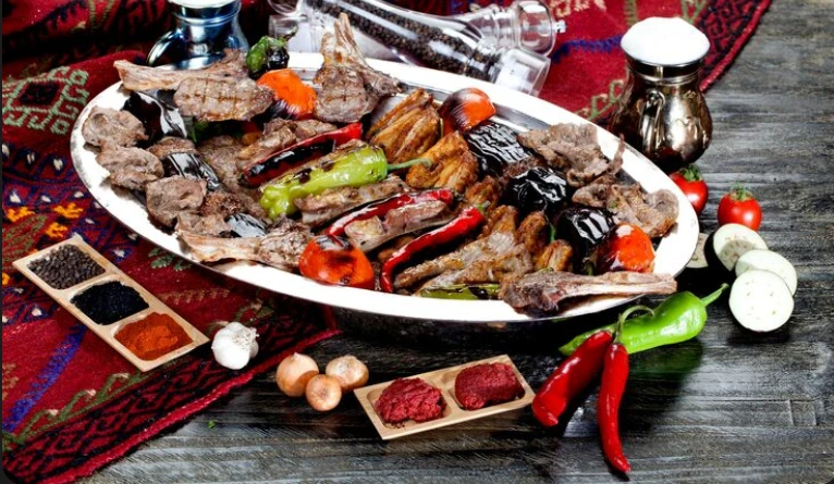 Gelinim Mutfakta’da kayınvalideden tam not alan lavaş kebabı tarifi! Bu şekilde yapılınca lezzeti katlanıyor 6 Ekran goruntusu 2026 01 23 210118