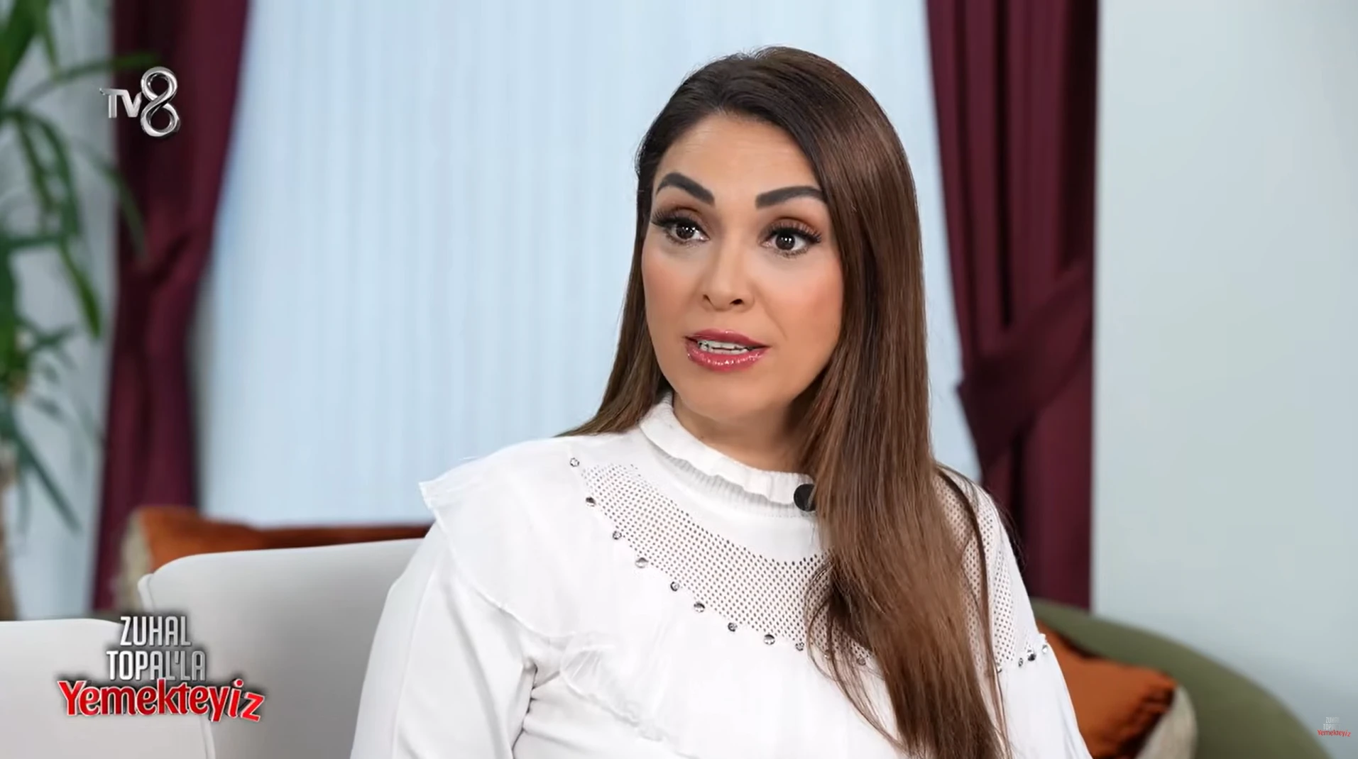 Yemekteyiz Cemile kimdir, kaç yaşında? Yemekteyiz Erkan Bey ile diyaloğu dikkat çekti 8 Ekran goruntusu 2026 01 26 194503 1