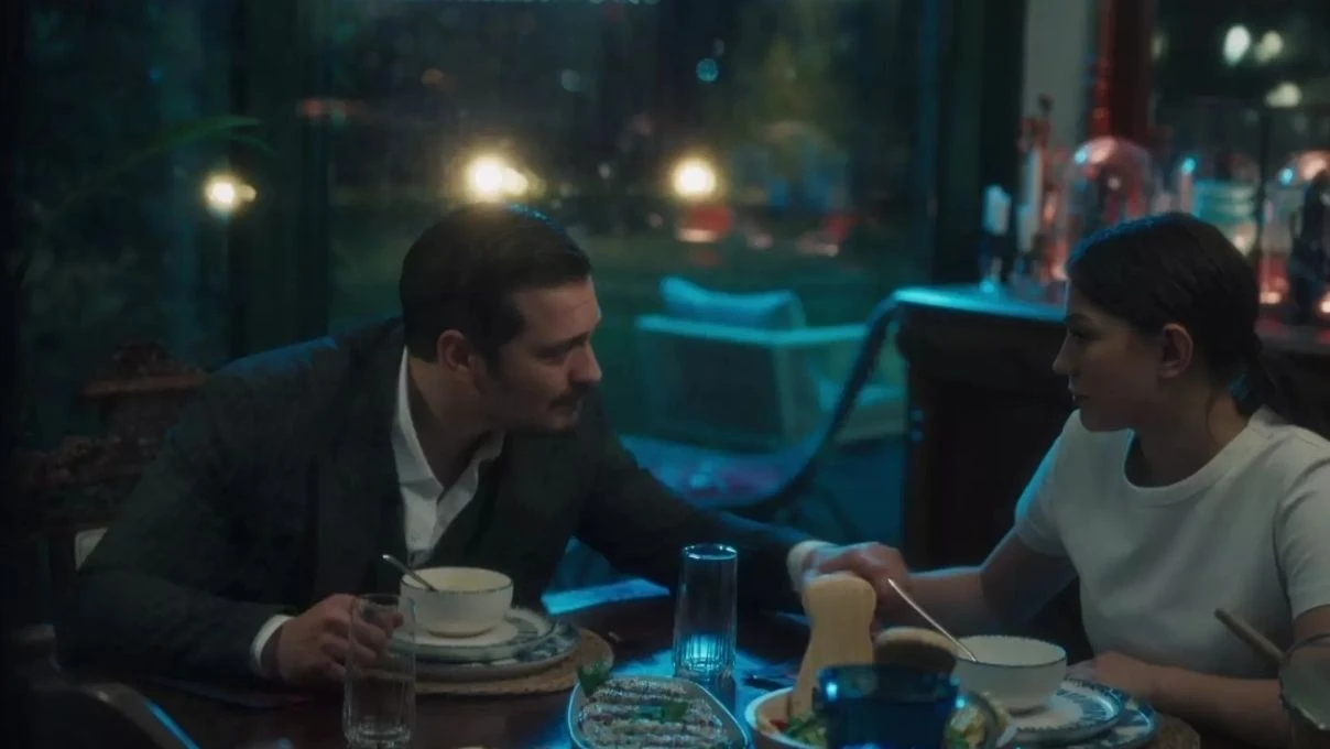 Demet Özdemir Eşref Rüya dizisinden ayrılıyor mu? Eşref Tek Rüya’yı öğrenince ne olacak?