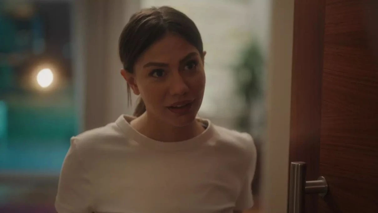 Demet Özdemir Eşref Rüya dizisinden ayrılıyor mu? Eşref Tek Rüya’yı öğrenince ne olacak?