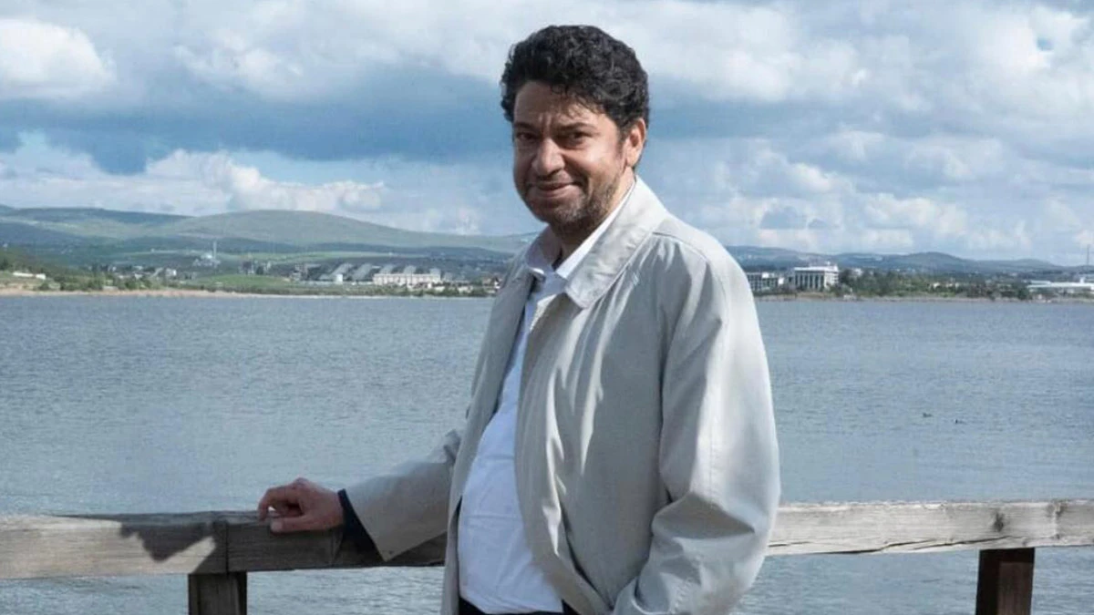 Hakan Taşıyan'ın eşi ve çocuğu kimdir? Hakan Taşıyan şarkıları nelerdir? 5 Hakan Tasiyan 2 2