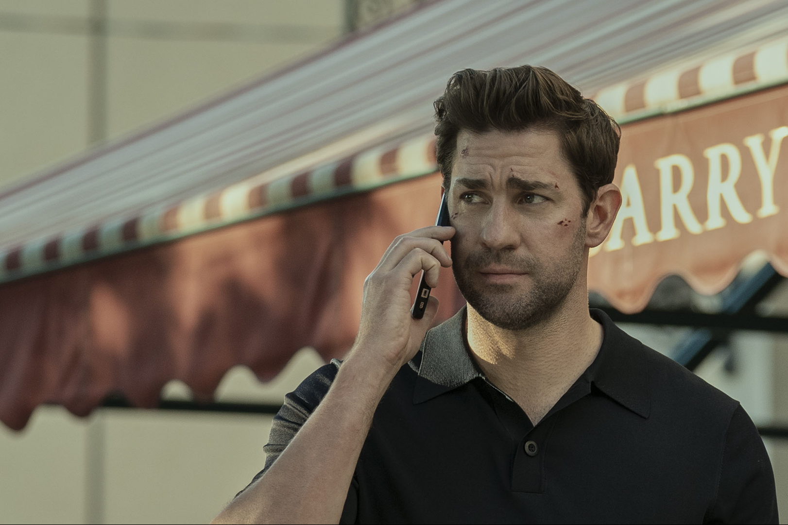 Amerika’nın en meşhur Jack Ryan dizisindeki Venezuela detayı! Adeta yıllar önce bilmişler 8 John Krasinski 5