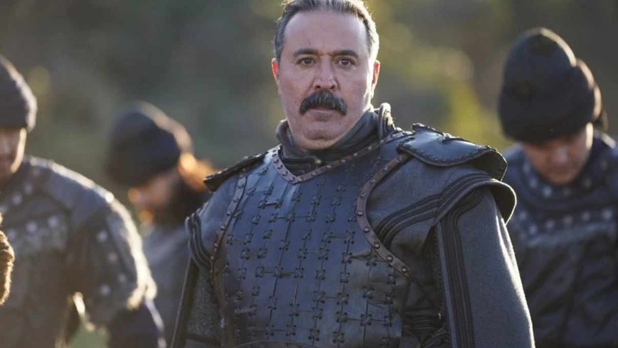 KURULUS ORHANIN KADROSUNA MUSTAFA USTUNDAG DAHIL OLDU