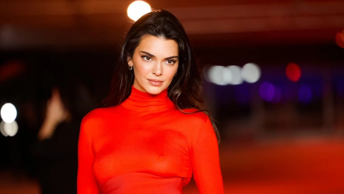 Kendall Jenner’ın şoke eden açıklaması sosyal medyaya damga vurdu! “Hiç estetik yaptırmadım”