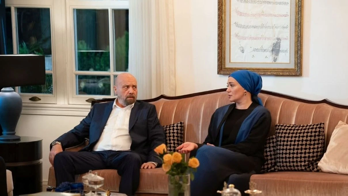 Kizilcik Serbeti 123 bolumde Unallar ailesi hastanelik oluyor Unallar ailesini zehirleyen kim