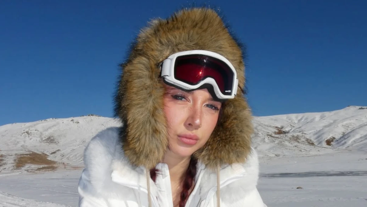 Manifest’in Mina Solak’ı bir zamanlar Dilan Çıtak’ın dansçısıymış! O hali gündem oldu 6 Mina Solak 6