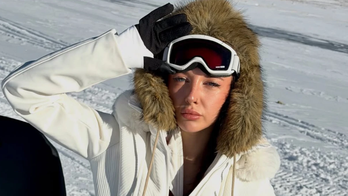 Manifest’in Mina Solak’ı bir zamanlar Dilan Çıtak’ın dansçısıymış! O hali gündem oldu 7 Mina Solak 7