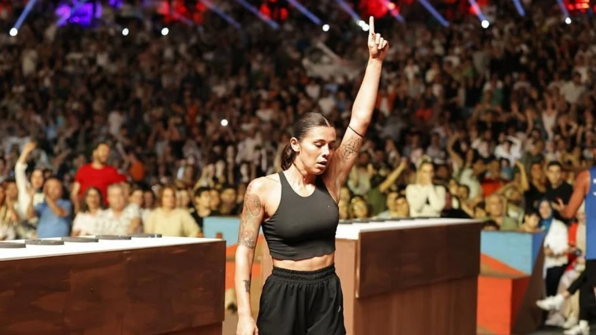 Survivor 2026 yarışmacısı Nefise Karatay’ın değişimi tepkilere neden oldu! Yüzü bambaşka biri