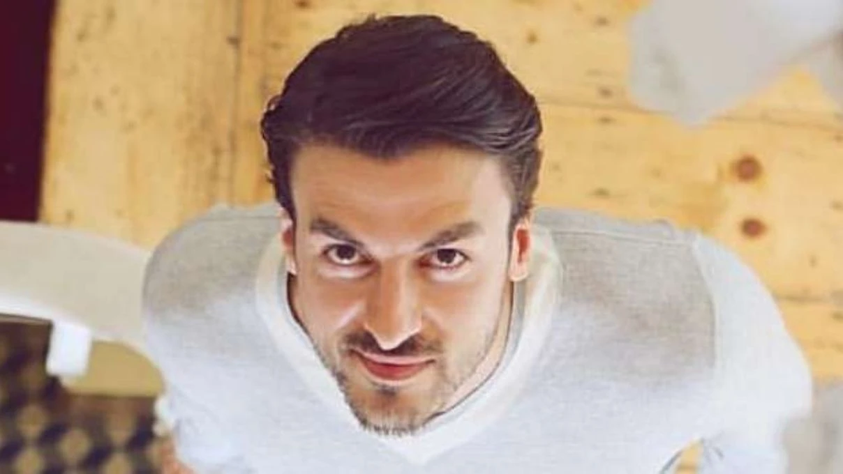 Oya Aydoganin oglu Gurur Aydogan Intergalaktik Ask dizisine dahil oldu Gurur Aydogan Levent karakterini oynayacak