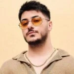 Türk pop müziğin sevilen sanatçısı Semicenk isminin anlamını açıkladı! “Annem uygun görmüş”