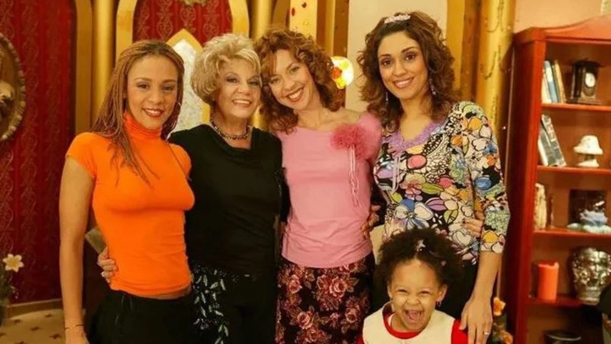 Sihirli Annem dizisinin yıllar önce çekilmiş kamera arkası görüntüleri duygulandırdı! Detay herkesi ağlattı