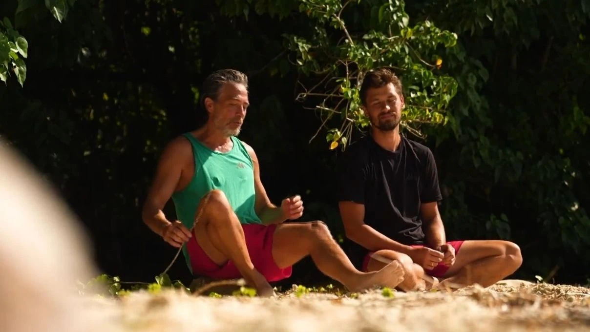 Survivor Murat Arkin babasi Cuneyt Arkinla olan ilkokul anisini anlatti Ne zaman ikilemde kalsam aklima geliyor