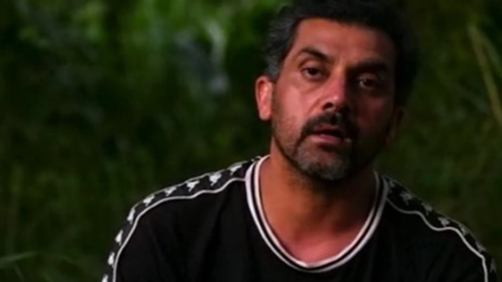 Survivorda Bayhan resitali Takim arkadaslarini mest eden performansi sosyal medyanin da gundeminde