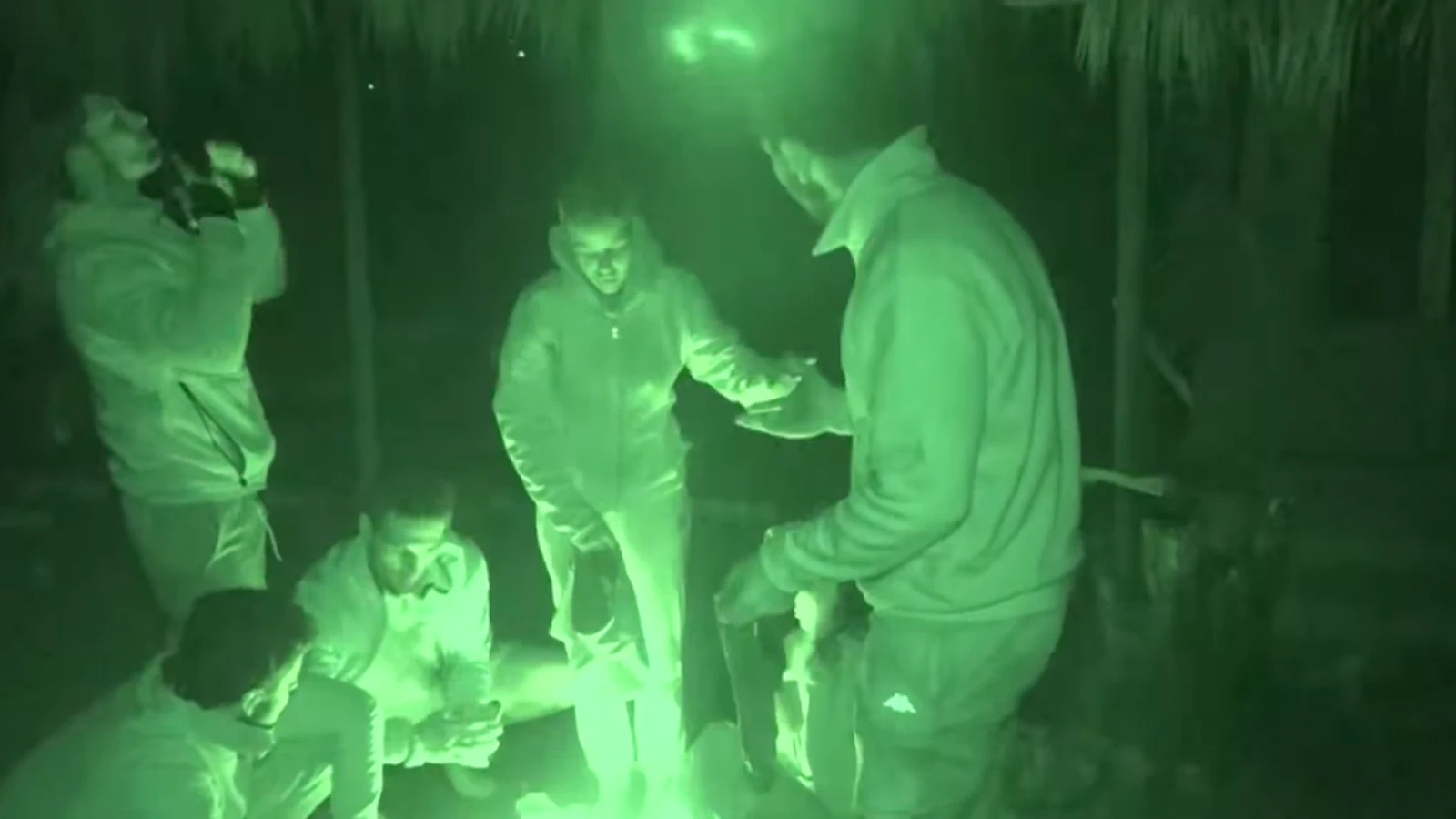 Survivorda ortalik fena karisti Gonulluler kaybetti oklar Ramazana cevrildi