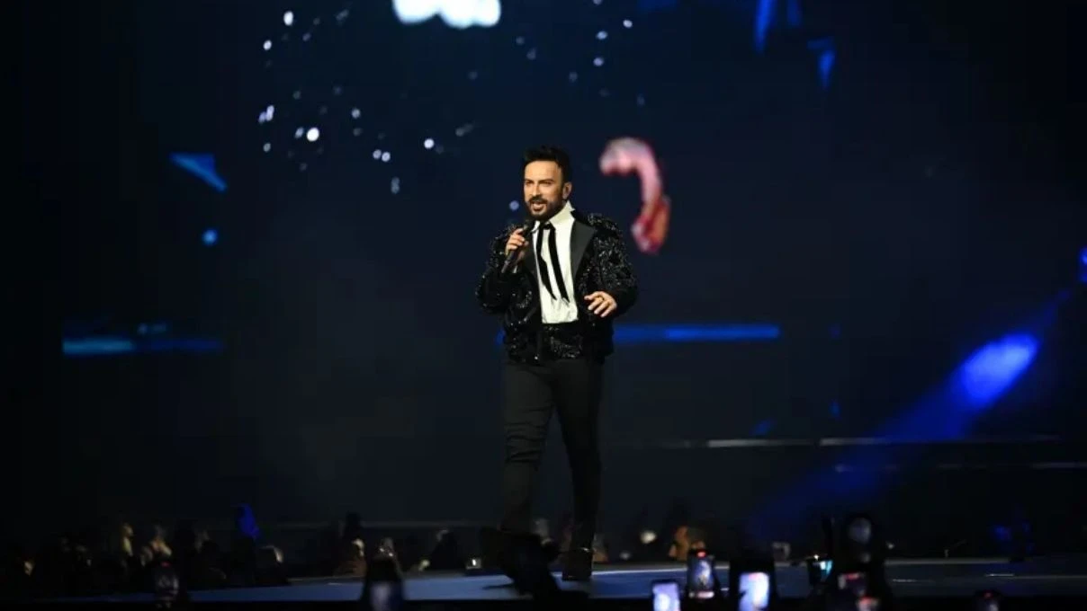 Tarkan’ın konserine ünlüler gidebildi! Konser fiyatları asgari ücrete yakın