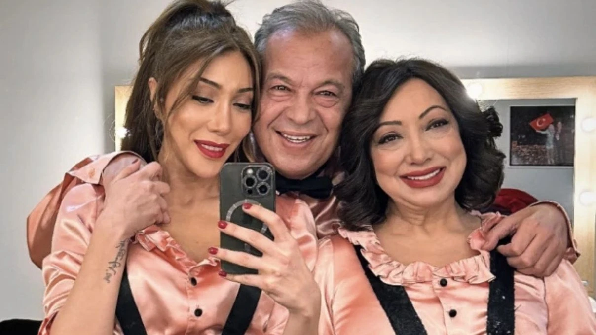 Yasemin'in Penceresi programında Yasemin Yalçın ve İlyas İlbey'e kızları Eylül'den sürpriz! “Annem, karıncaya bile su kapağında su taşır”