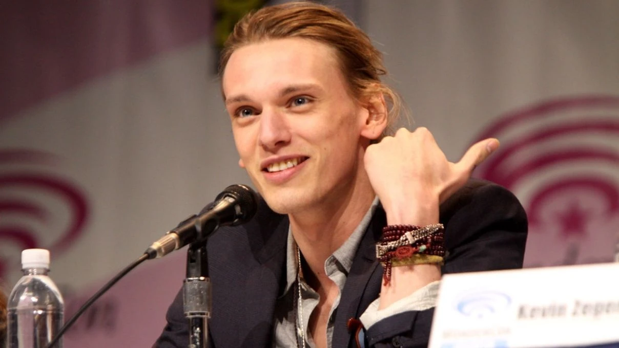 Stranger Things’in Vecna’sıydı! Jamie Campbell Bower, The Lord of the Rings: The Rings of Power dizisinde