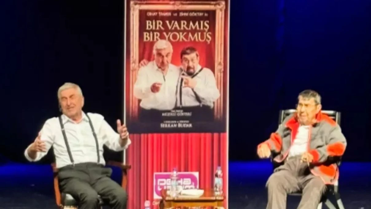 Huzurevine yerleşen Zihni Göktay’dan üzen haber geldi! Usta oyuncu çıktığı turnede kaza geçirdi 9 Huzurevine yerleşen Zihni Göktay’dan üzen haber geldi! Usta oyuncu çıktığı turnede kaza geçirdi