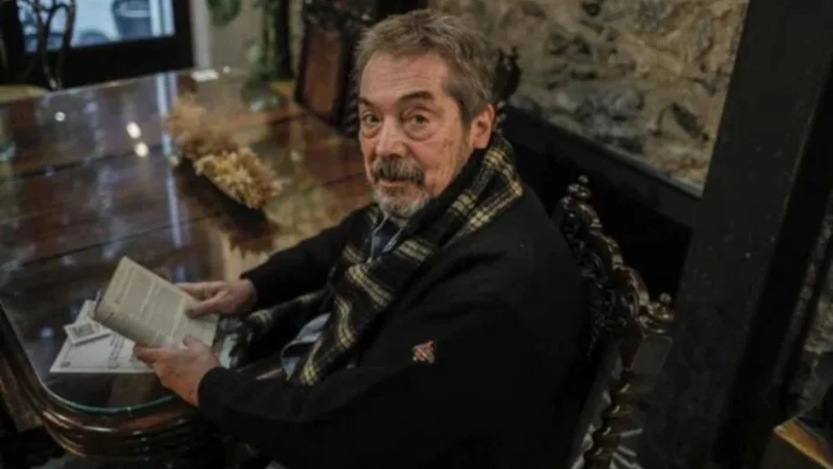 Hababam Sınıfı’nın çalışkan Ahmet’iydi! Ahmet Sezerel son haliyle dikkatleri üzerine çekti 6 Hababam Sınıfı’nın çalışkan Ahmet’iydi! Ahmet Sezerel son haliyle dikkatleri üzerine çekti