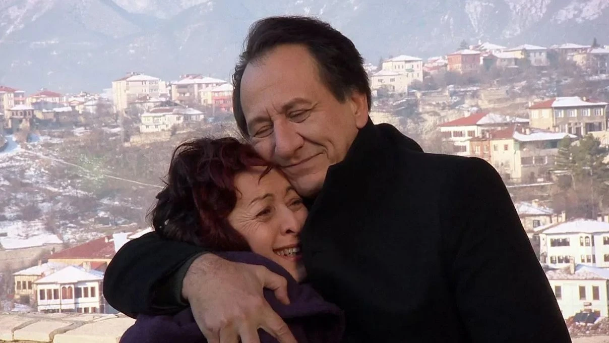 Arka Sokaklar dizisinden ‘Nerede o eski diziler?’ dedirttiren sahneler! Sosyal medyada gündem olan görüntüler günümüz dizileriyle kıyaslandı