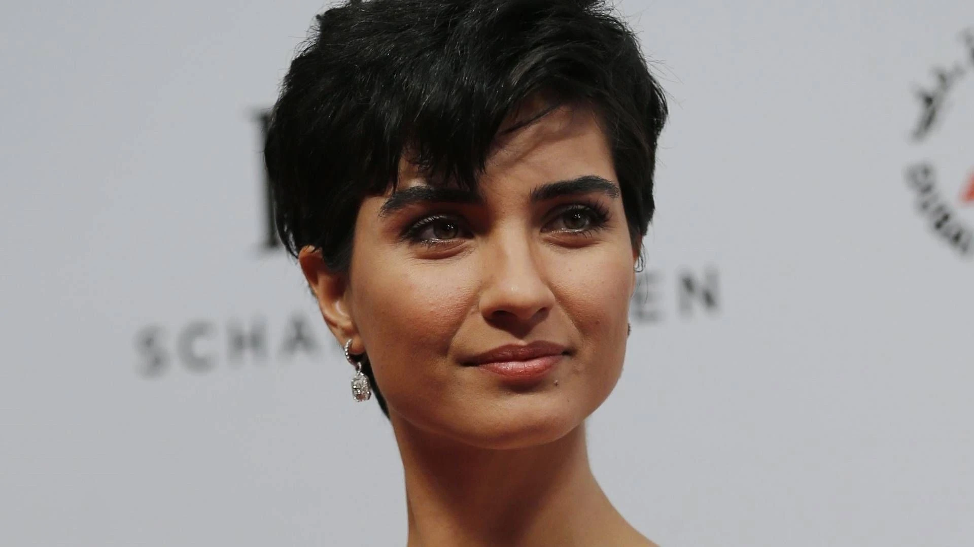 bcf46564187eaf1eda00c3c89a4fe802