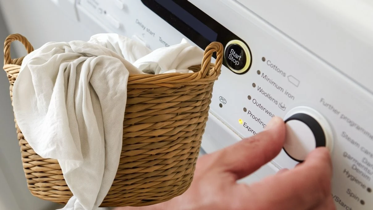 Beyazlar 60 mı, 90 mı derecede yıkanmalı? Çamaşır yıkamada bilinmeyenler