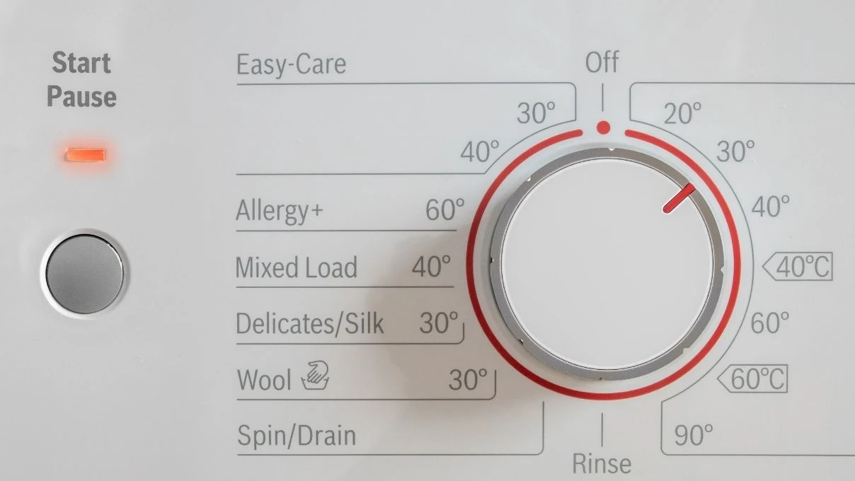 Beyazlar 60 mı, 90 mı derecede yıkanmalı? Çamaşır yıkamada bilinmeyenler