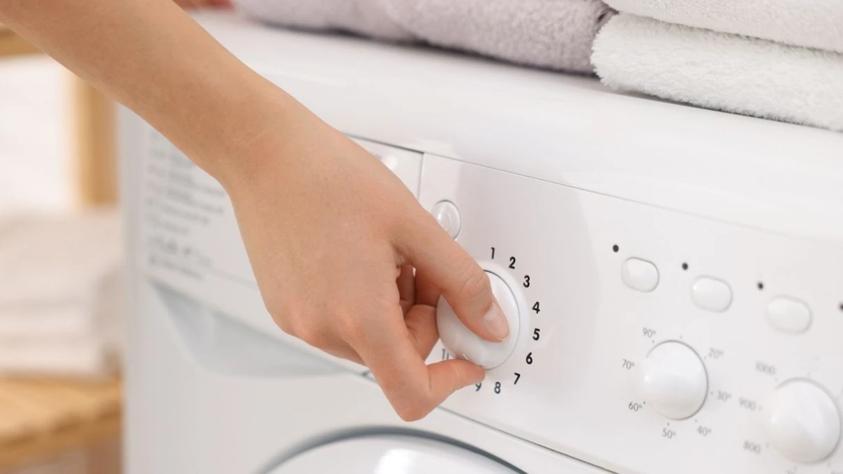 Beyazlar 60 mı, 90 mı derecede yıkanmalı? Çamaşır yıkamada bilinmeyenler