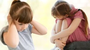 Çocuk yaşta bozuk davranış sinyalleri veriliyor!