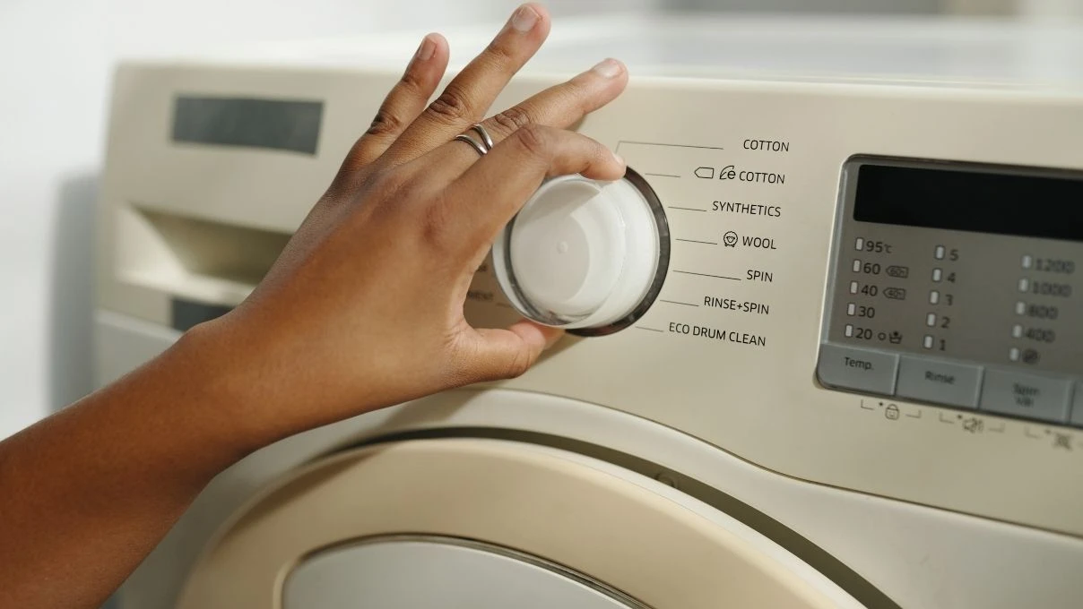 Çamaşır makinesinde ceketlerin yıkama ayarı var! Kuru temizlemeye para vermeyin 7 Çamaşır makinesinde ceketlerin yıkama ayarı var! Kuru temizlemeye para vermeyin