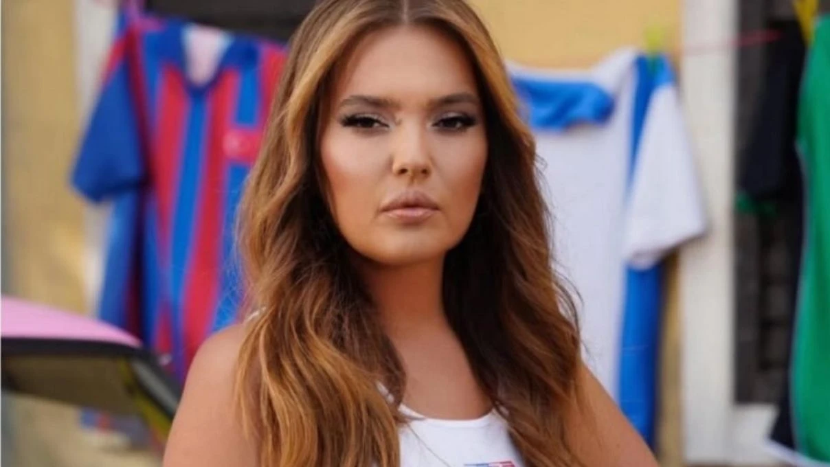 Demet Akalın gemileri yaktı! Sosyal medyasından ünlü isimleri takipten çıktı, akıllara Didem Balçın geldi