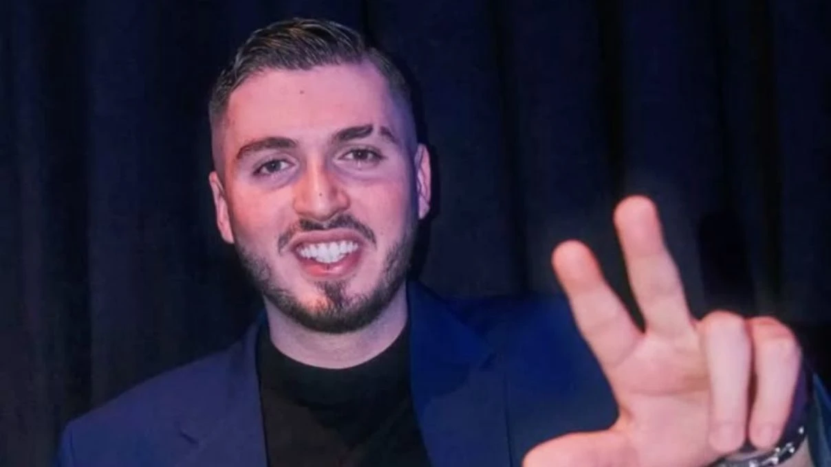 Demet Akalın gemileri yaktı! Sosyal medyasından ünlü isimleri takipten çıktı, akıllara Didem Balçın geldi